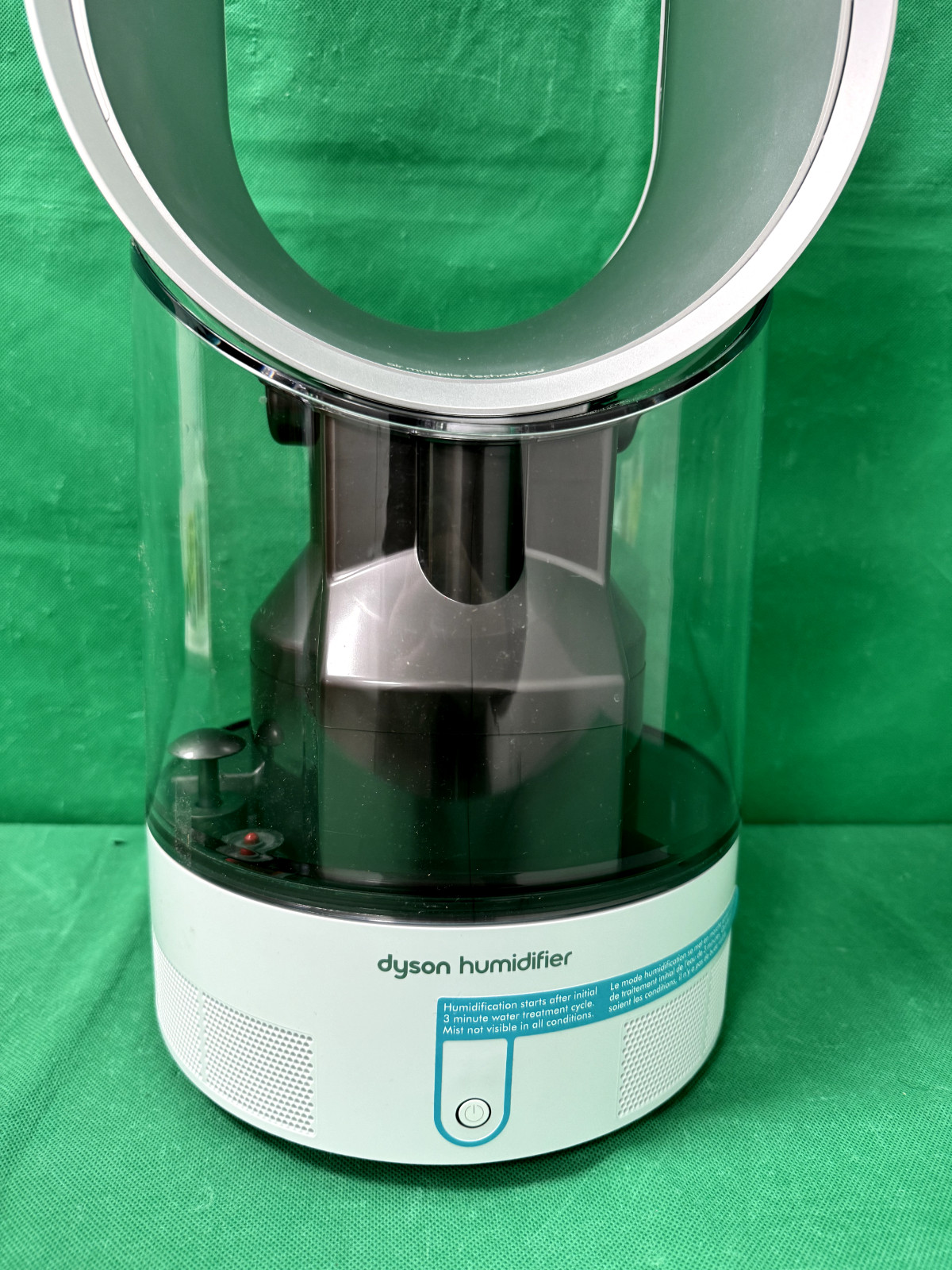 Dyson AM10 Humidifier - White/Silver-FOR PARTS!!! gallery