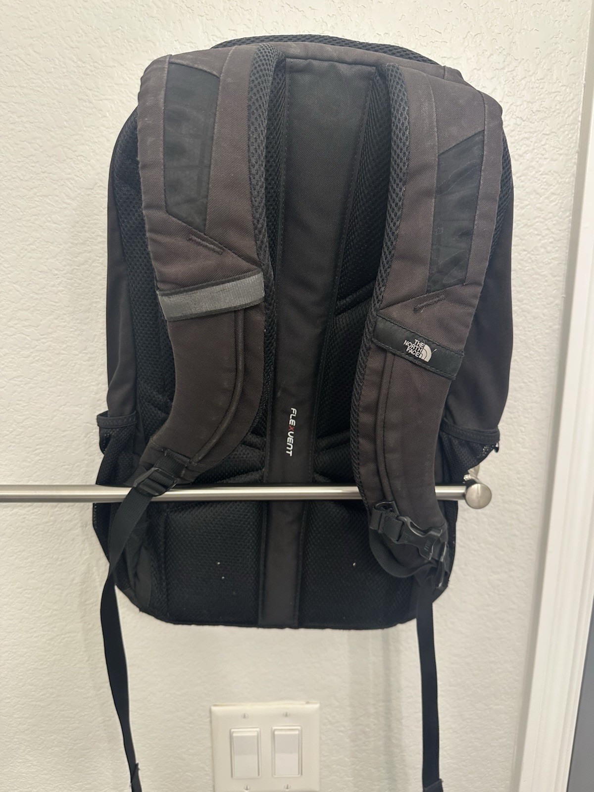 THE NORTH FACE   Vault Laptop bag pack  4