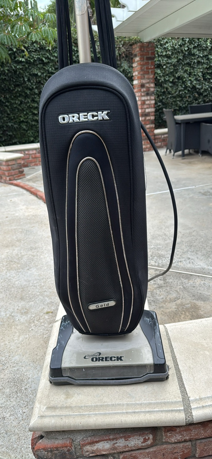 Oreck Elevate Command 2- Speed Vacuum with Allergen Filtration gallery