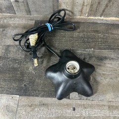 Sunbeam STAR SHAPE LIGHT BASE A19 25A ART BULBS Light Base BLACK Model