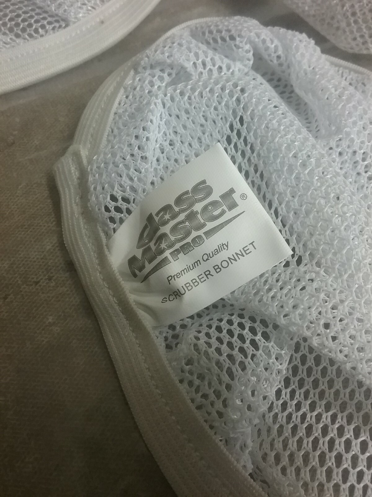 KTD-72003 K-Tool Glass Master Pro White Scrubber Bonnet - 3 Pack gallery