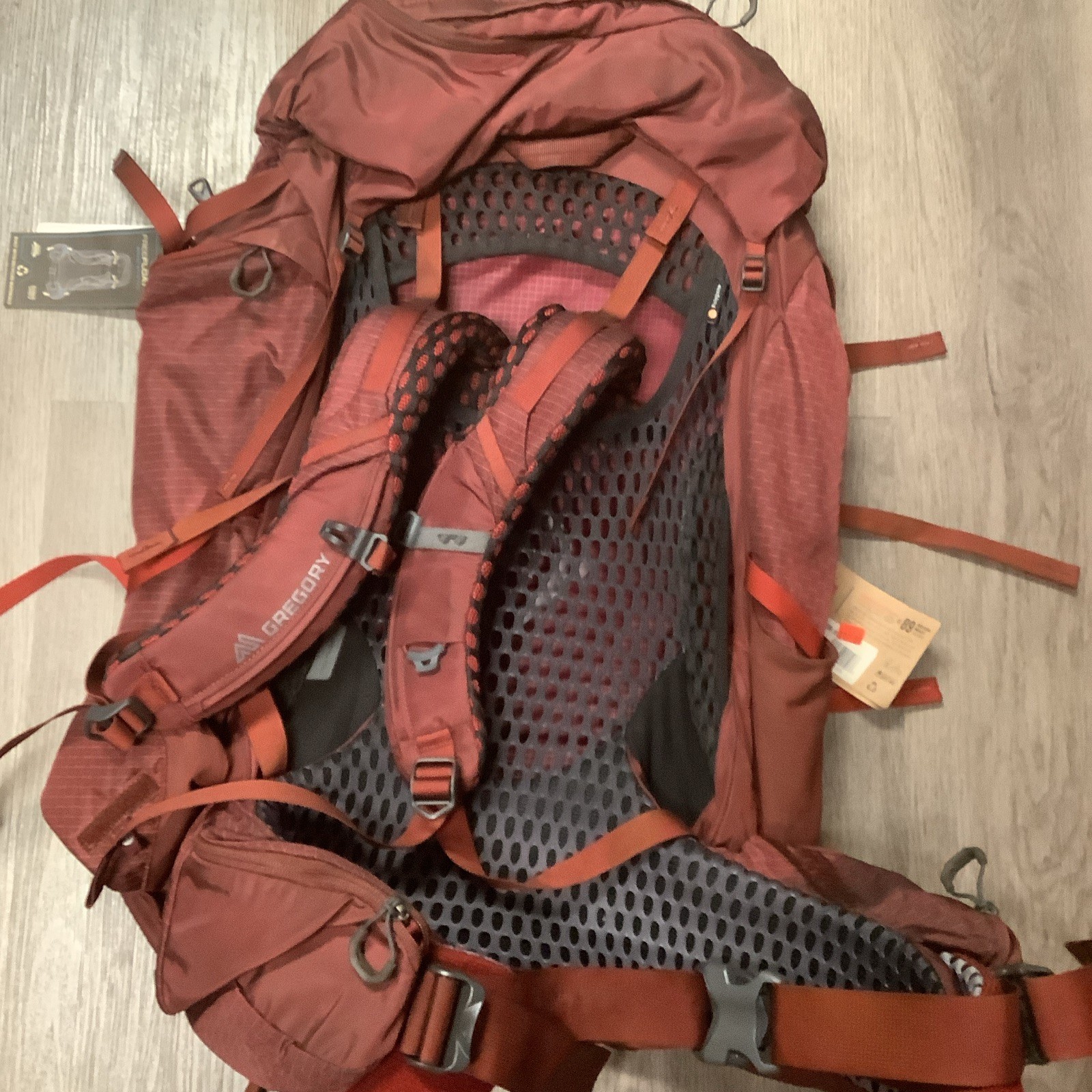 Gregory Woman’s Hiking Backpack Maroon/Red 2