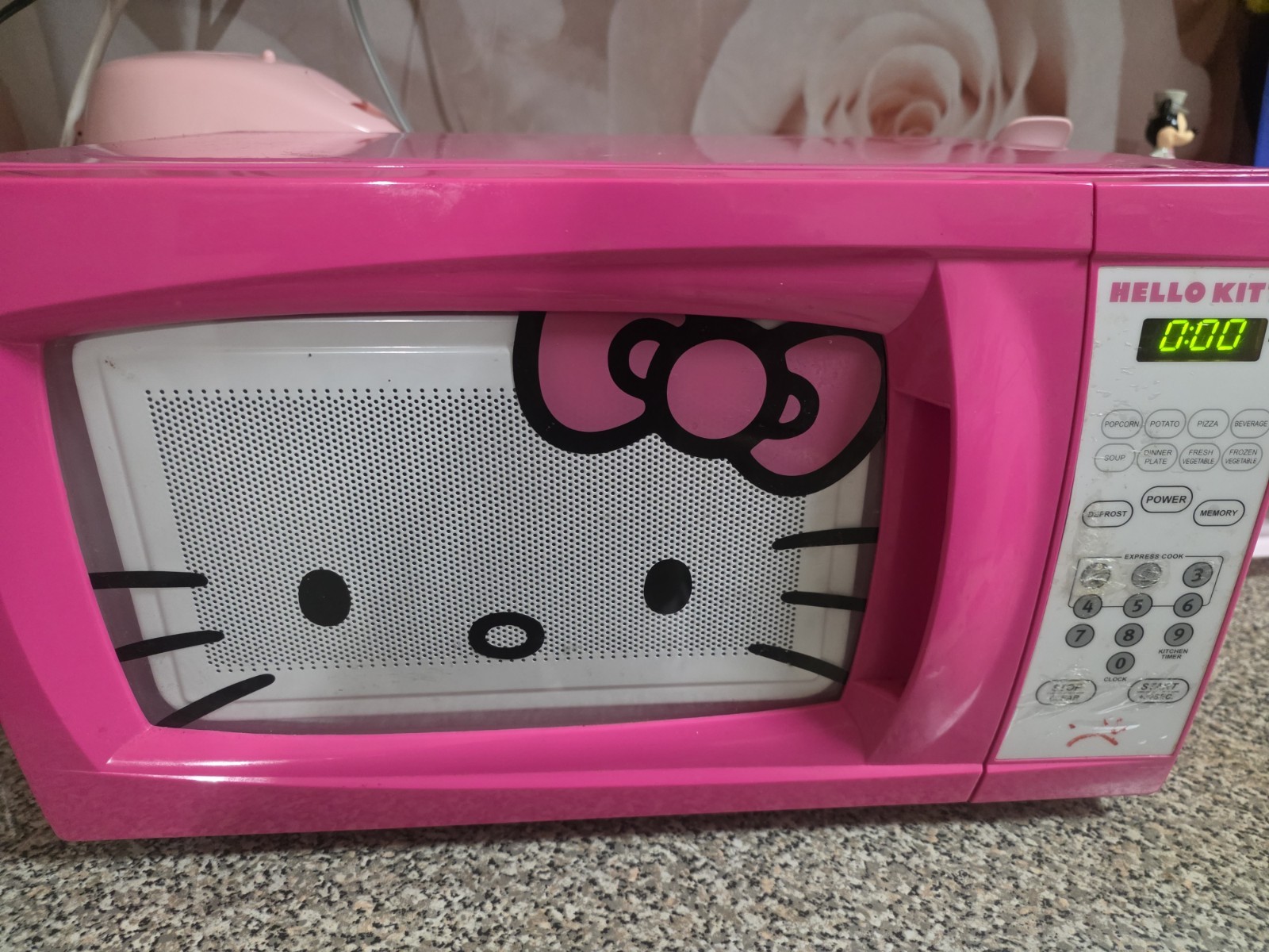 RARE Hello Kitty Hot Pink Microwave Collectable 2011 - Good Working Condition gallery