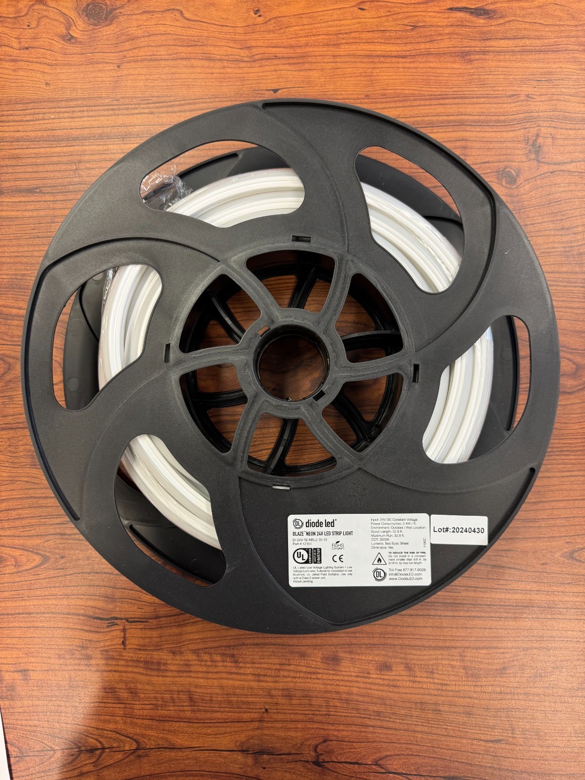 Blaze Neon 24V Linear LED Strip Light DI-24V-TE-NBL2-35-32 gallery