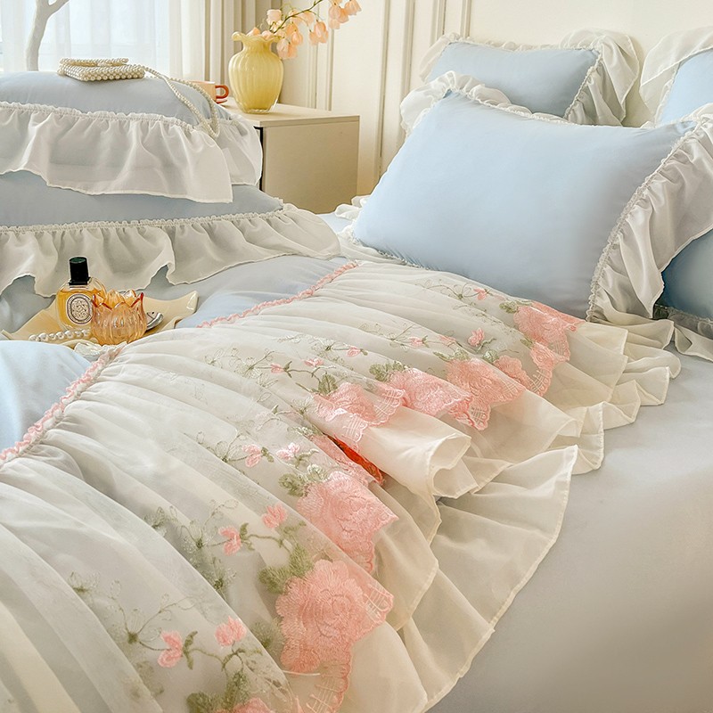 4pcs/lot Bedding Set Lace Cotton Embroidery Flowers Duvet Cover Flat Sheet Set gallery