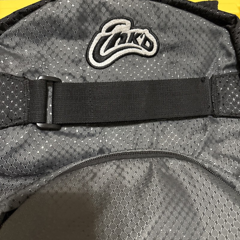 Skullcandy Ink'D Gray Black Backpack Bookbag 17x11x5” 4