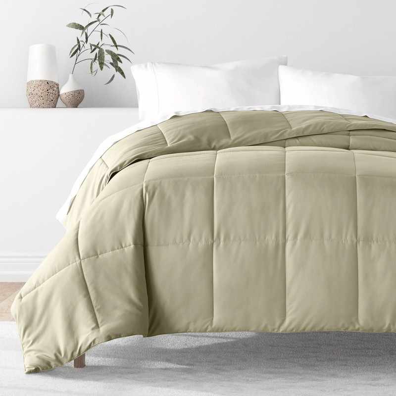 Kaycie Gray Hotel Collection Luxury Hypoallergenic Comforter gallery