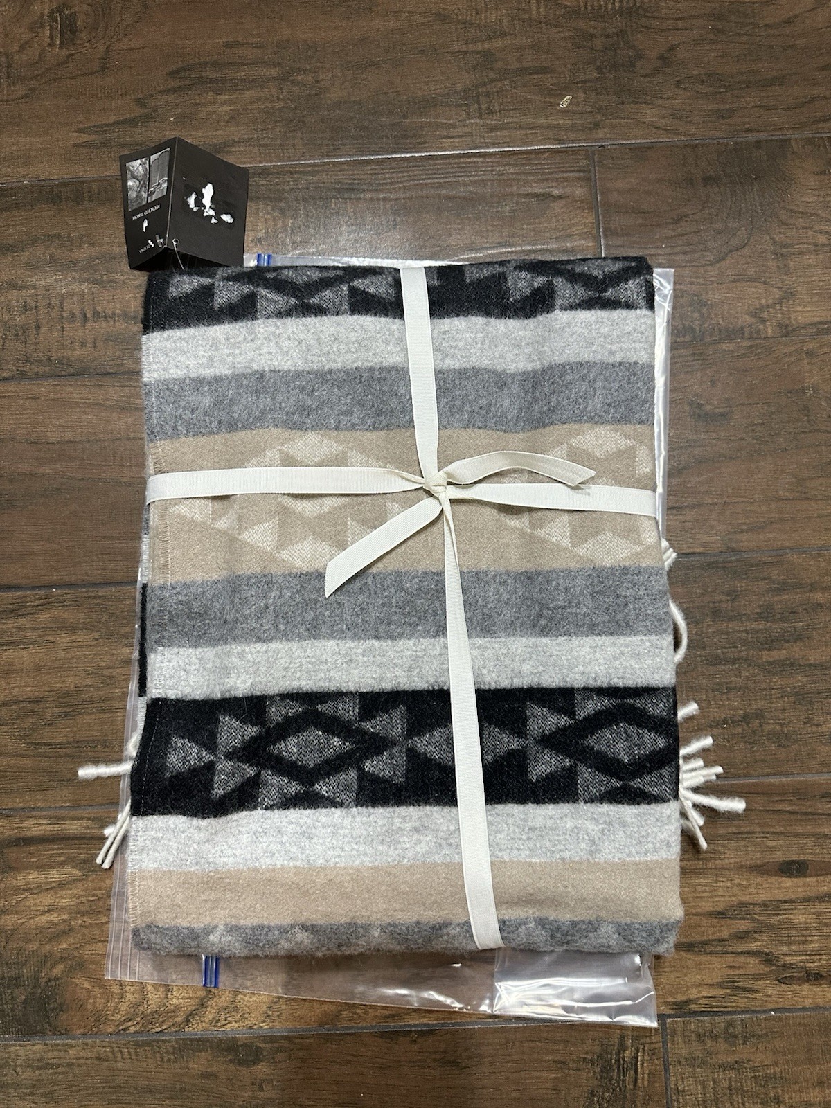 NWT INCAlpaca Aztec Alpaca Blend Throw 60 x 70” Tan Gray Tones W/Fringe gallery