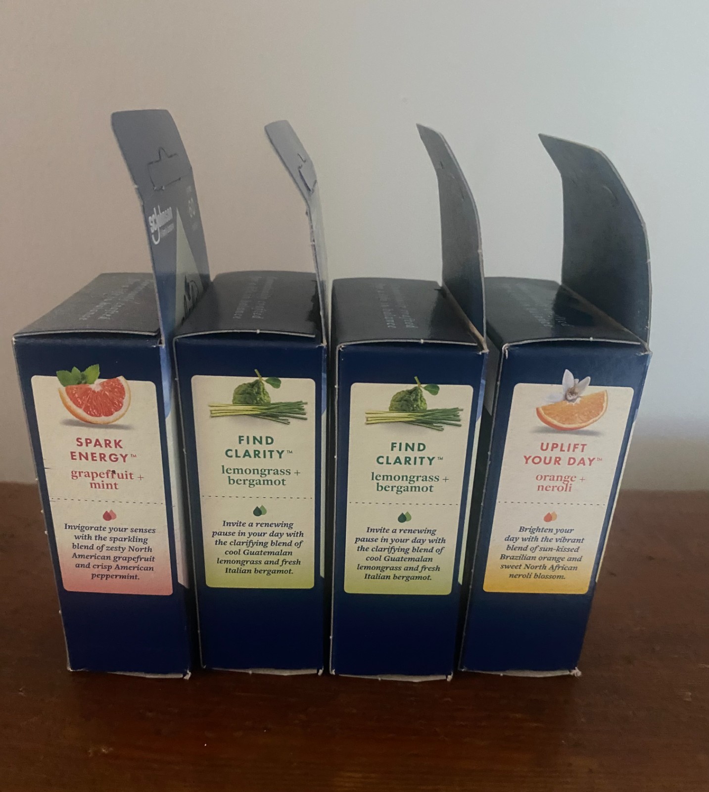 4 Glade Aromatherapy Refill 2 FIND CLARITY, 1 Uplift your Day, 1 Spark Energy gallery