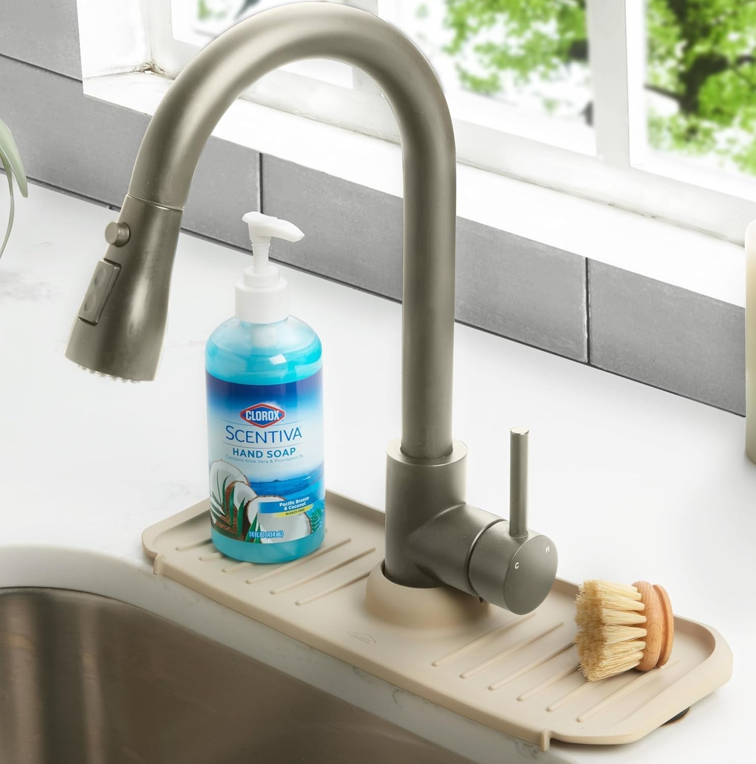 Clorox KeptClean Kitchen Faucet Splash Guard – Easy-to-Install, Gray, BRAND NEW gallery
