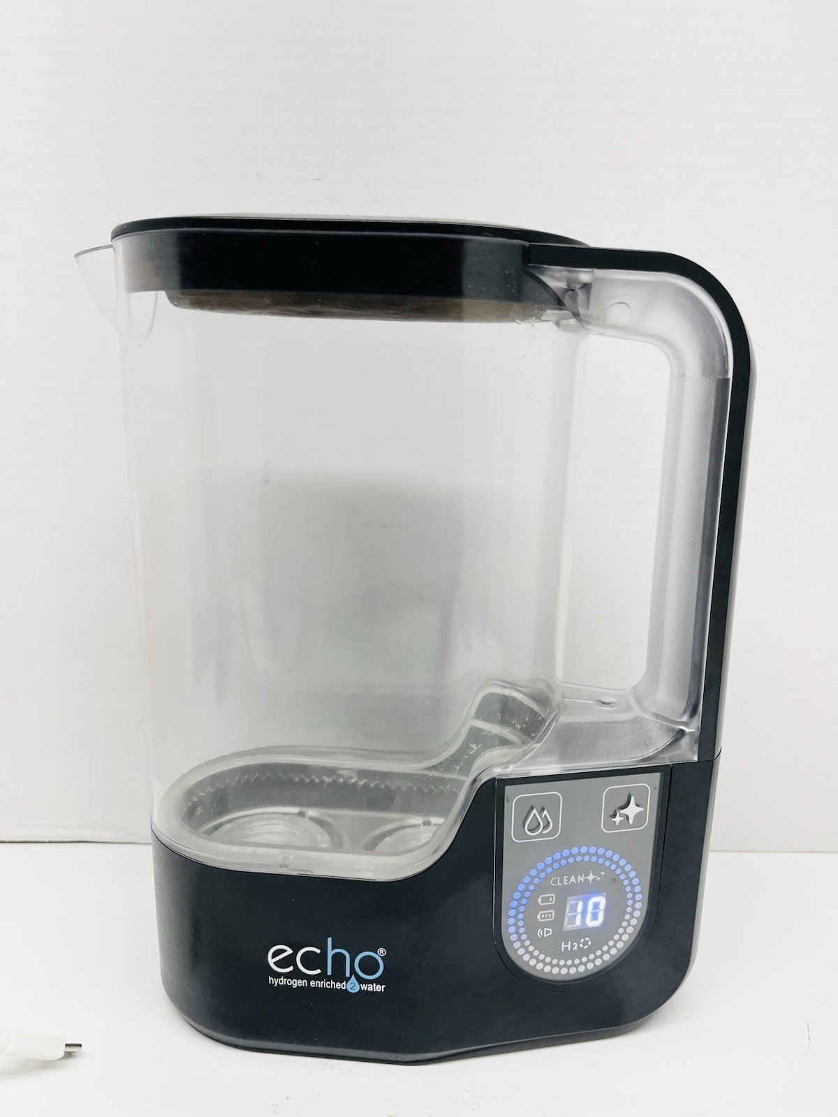 Echo H2 Portable Rechargeable Hydrogen Water Pitcher gallery