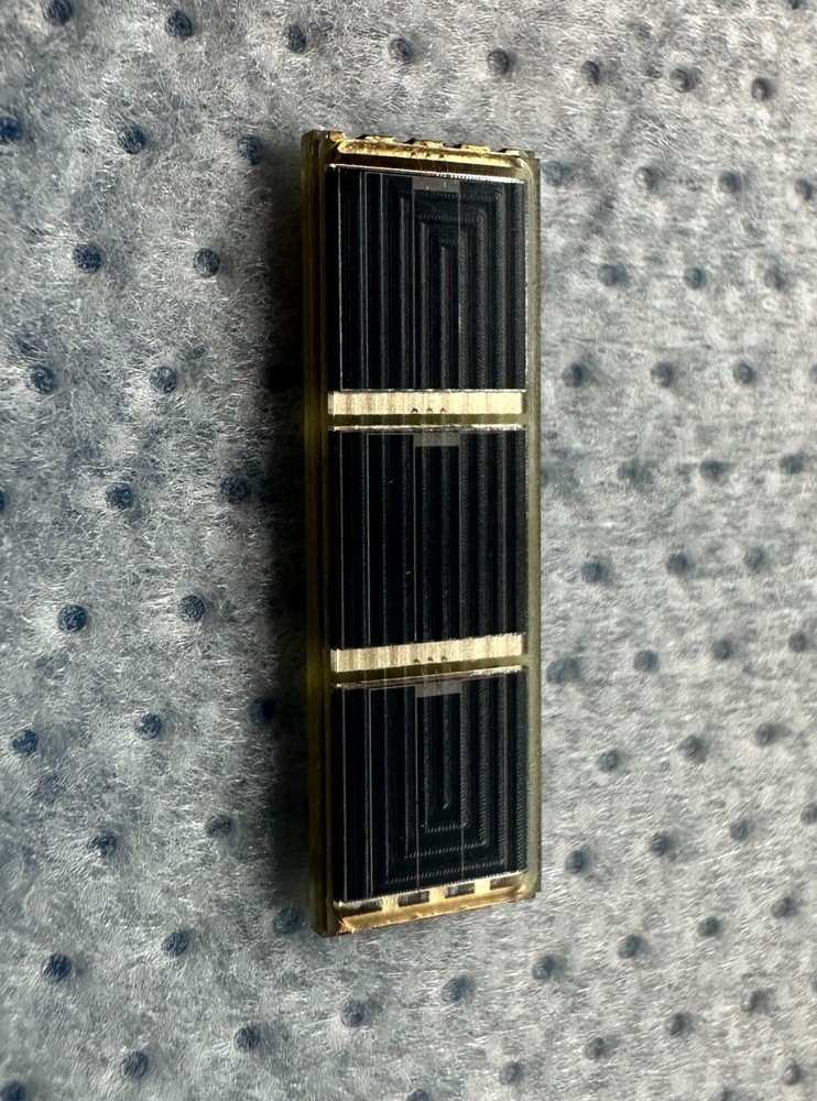 IXYS High Efficiency SolarBIT, 1.5V@10mA,  monocrystalline photovoltaic cell