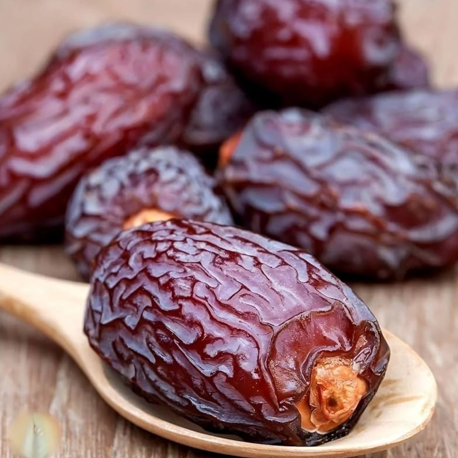 DRIED ORGANIC PITTED DATES NATURALLY SWEET NO SUGARS ADDED BULK BAG VALUE NOW!! gallery