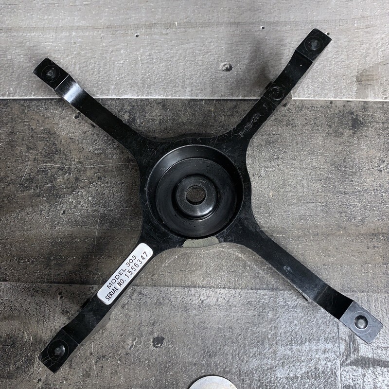 Farberware Wok #303 Replacement Base Stand, Screw, Ceramic Insulator gallery