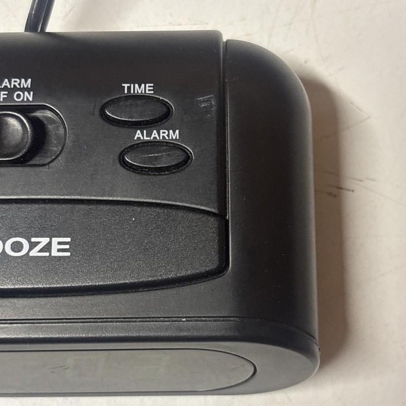 Advance Model 3143 Digital Alarm Clock Black with Green Display Battery Backup gallery