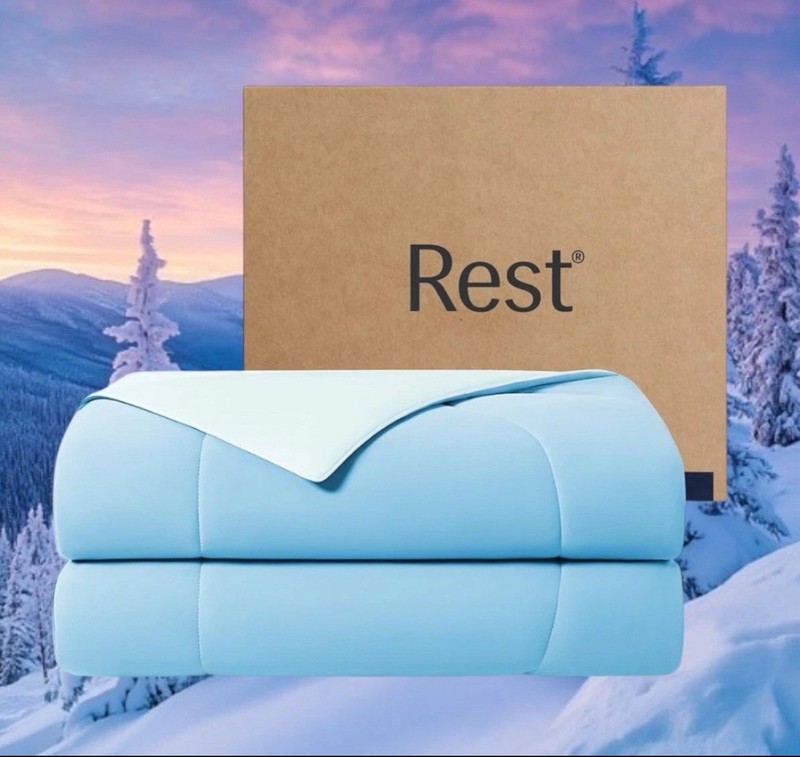 REST® Evercool® Cooling Comforter, King/Cali King, for Hot Sleepers Blue (Sealed gallery