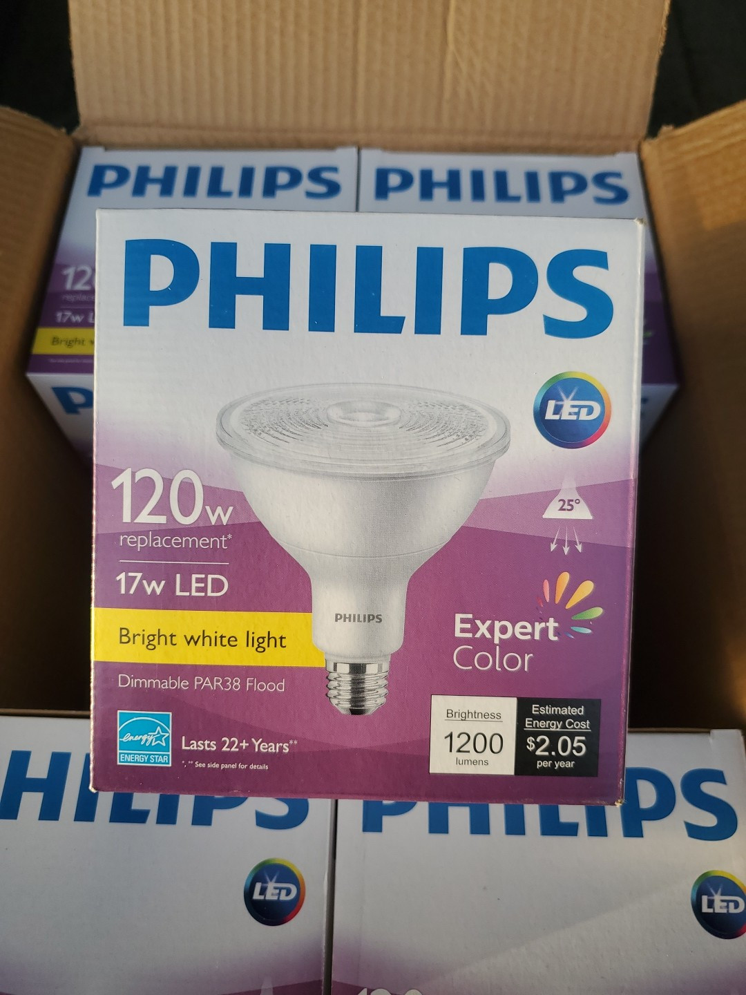 Philips Dimmable PAR38 Flood 17W LED ExpertColor 25° 1200Lm Bright White Qty-1 gallery