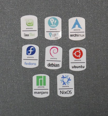 Linux PC Case Stickers – Choose one!