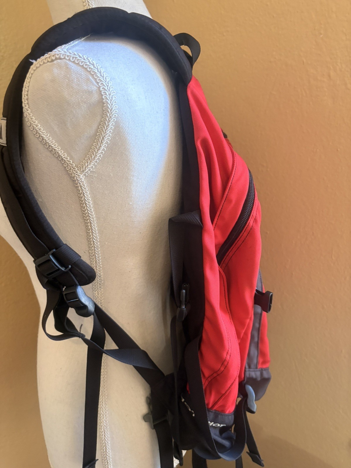 The North Face - Hot Shot Vintage Backpack - Red 5