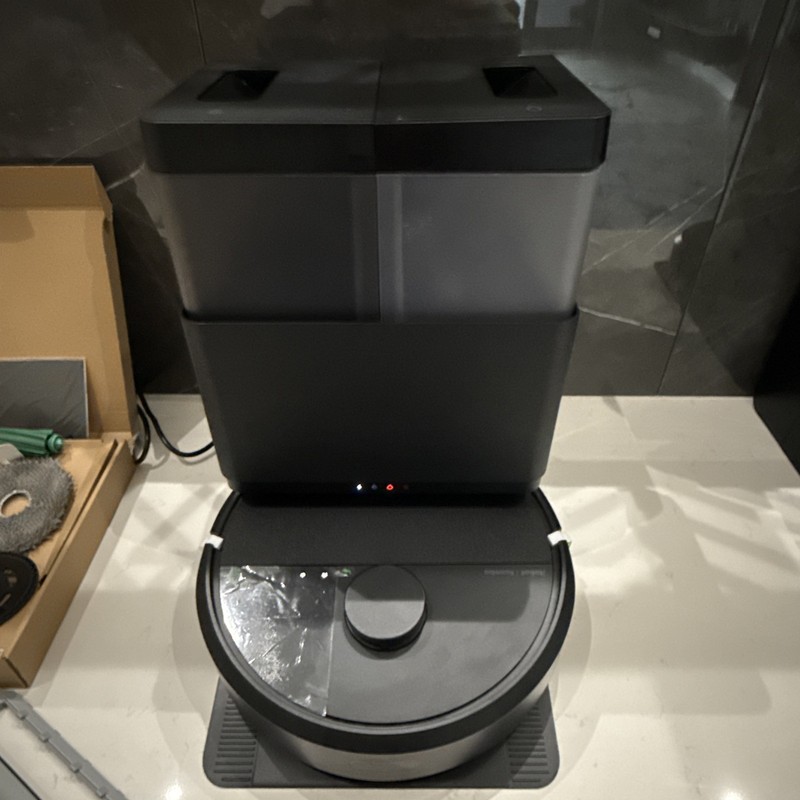 iRobot Roomba Plus 405 Combo Vacuum & Mop with AutoWash Dock All New Accessories gallery