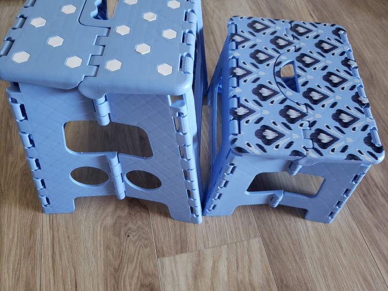 StoreSmith 9" & 13" Tall Plastic Folding Foldable Step Stools Blue 2 Piece Set gallery