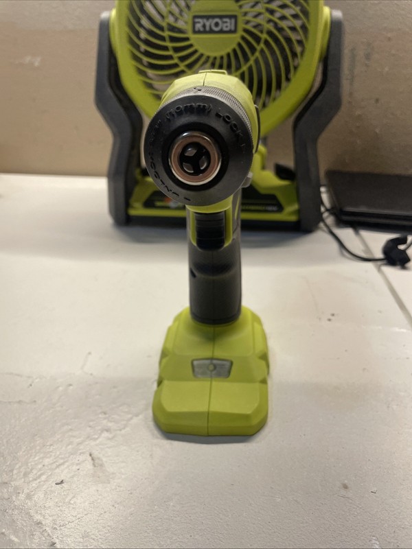 Ryobi 18v Screwdriver - Includes 1.5Ah Battery & Charger gallery