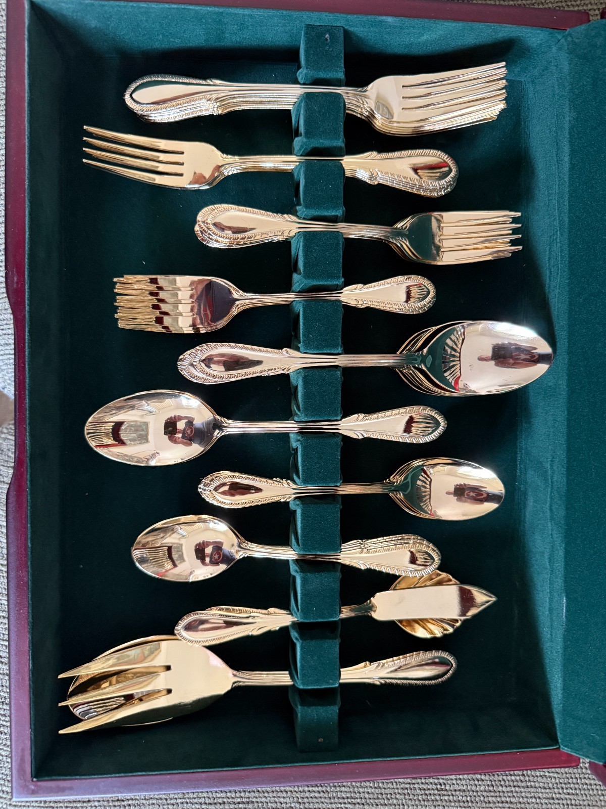 Faberware Breeze-Gold Electroplated Feathered Tip Flatware 66 Pc. FREE SHIP gallery