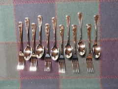 12 – Liberty Tabletop, USA – Dinner Forks & Spoons – Classic Rim – Factory 2nd