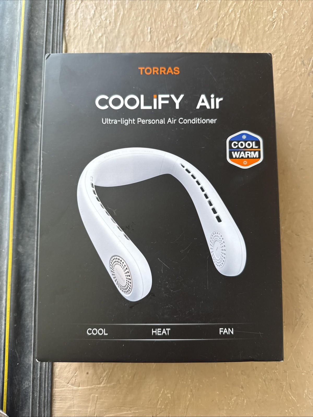 TORRAS COOLiFY Air Neck Air Conditioner 5000mAh - Golden White (PARTS!) gallery