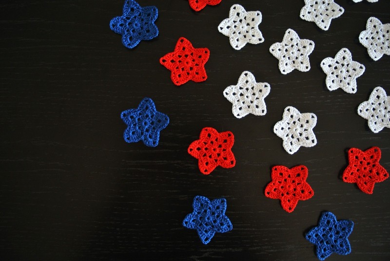 30 pcs Tiny Crochet Stars–HandmadeCottonApplique-2inch/5cm–Red White Blue, #216 gallery