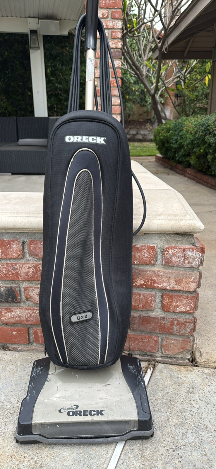Oreck Elevate Command 2- Speed Vacuum with Allergen Filtration gallery