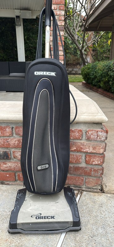 Oreck Elevate Command 2- Speed Vacuum with Allergen Filtration gallery