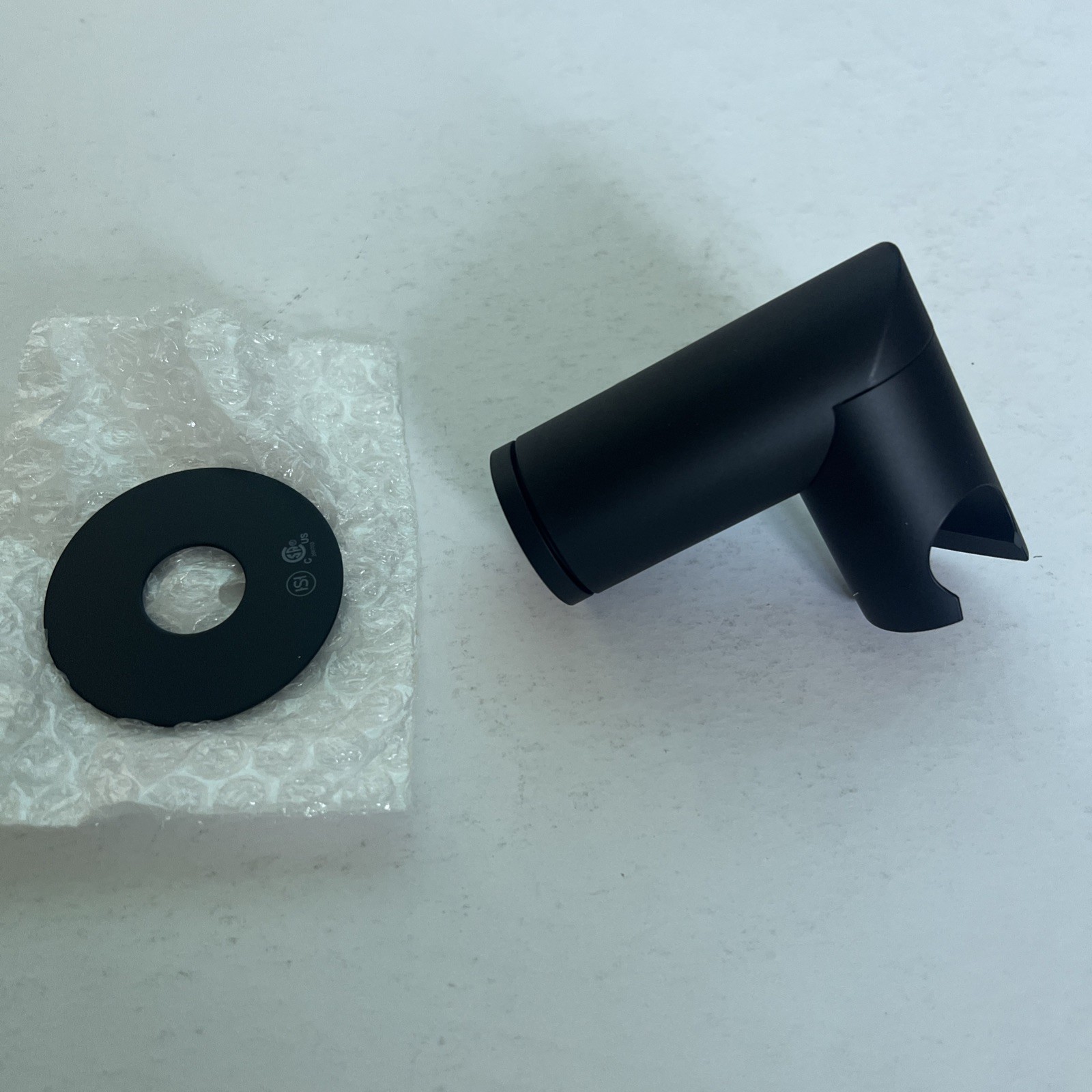 Signature Wall Mount Supply Elbow - Matte Black SHWES2050MB gallery
