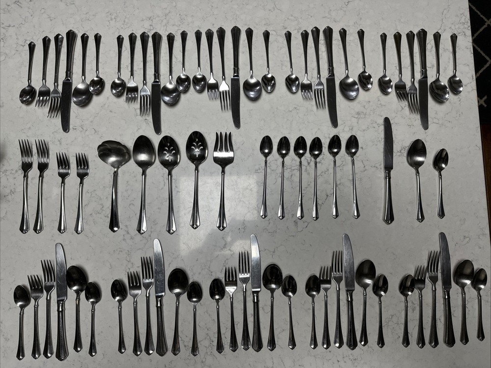 Oneida Juilliard Cube Stainless Flatware 78 Pc, 6 Place Service for 10 + Serving