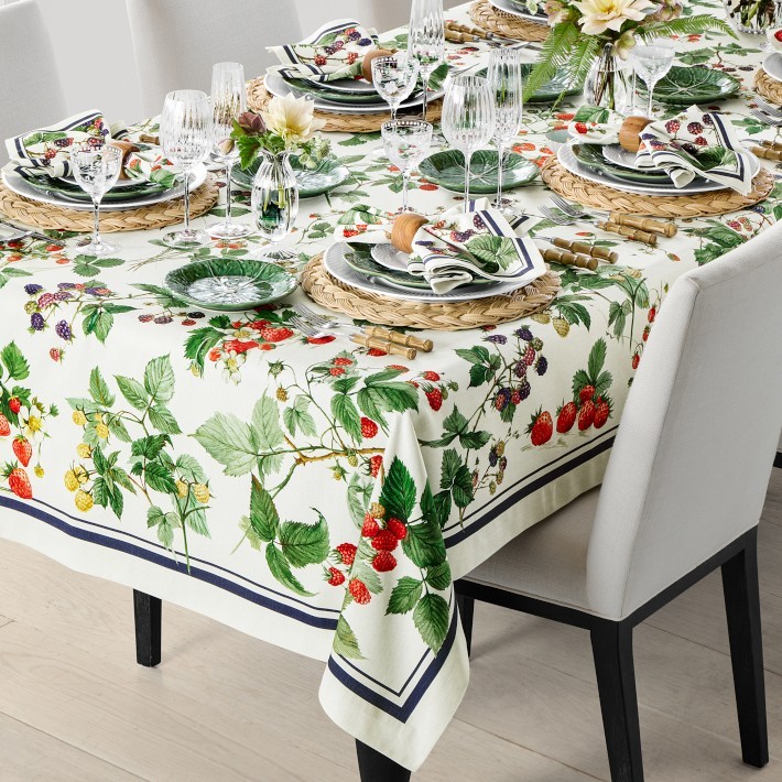 Berry Tablecloth, Cotton Twill-Williams Sonoma|37648 gallery