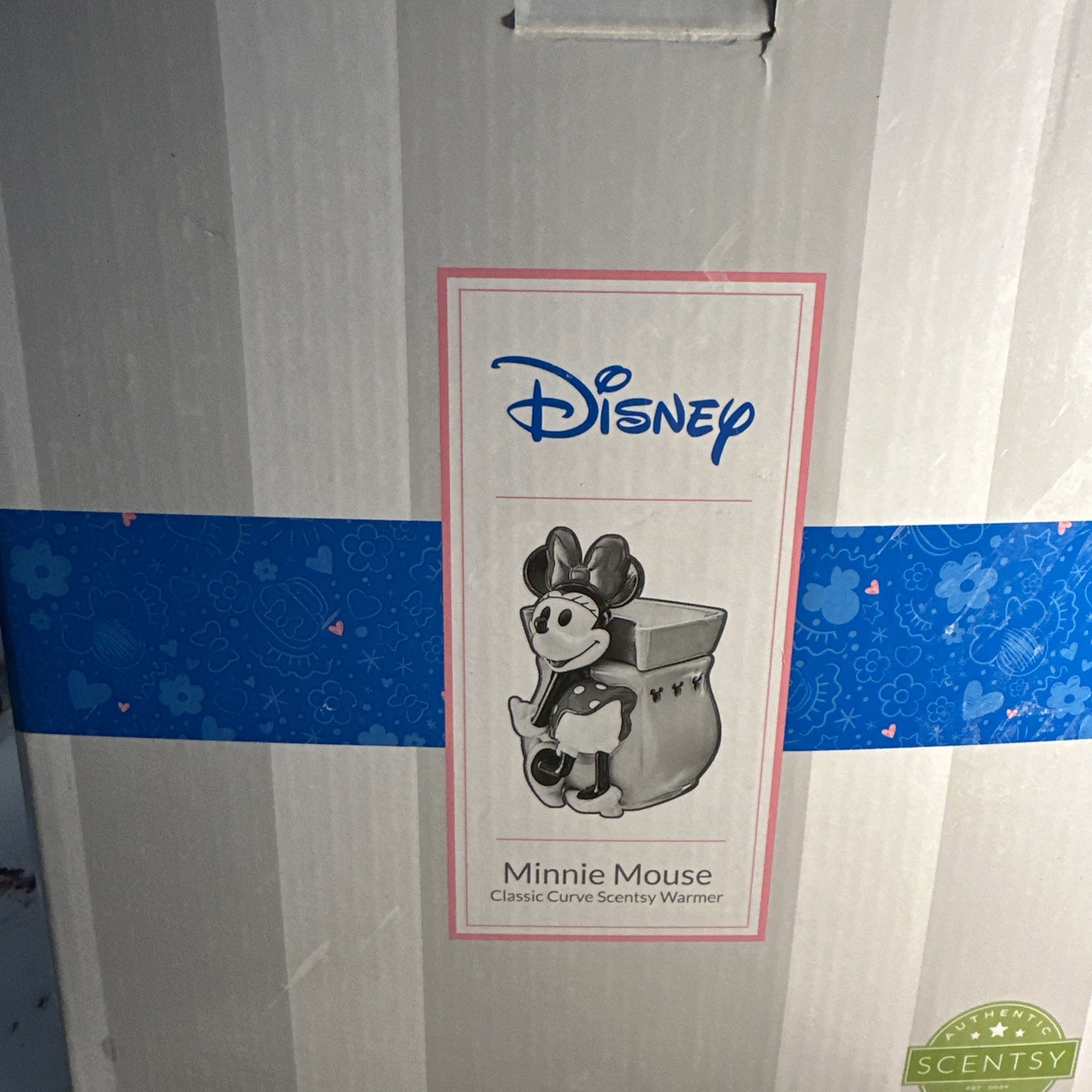 Scentsy Disney MINNIE MOUSE Limited Edition Classic Curve Wax Warmer-RETIRED New gallery