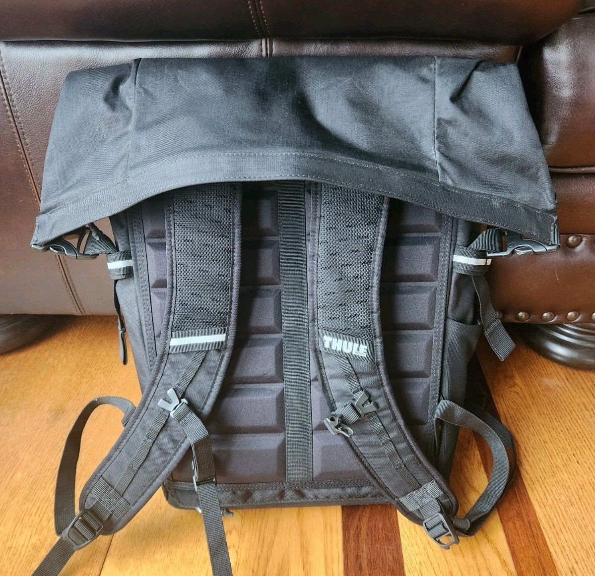 Thule Sweden Pack N Pedal Backpacking Backpack Black 3