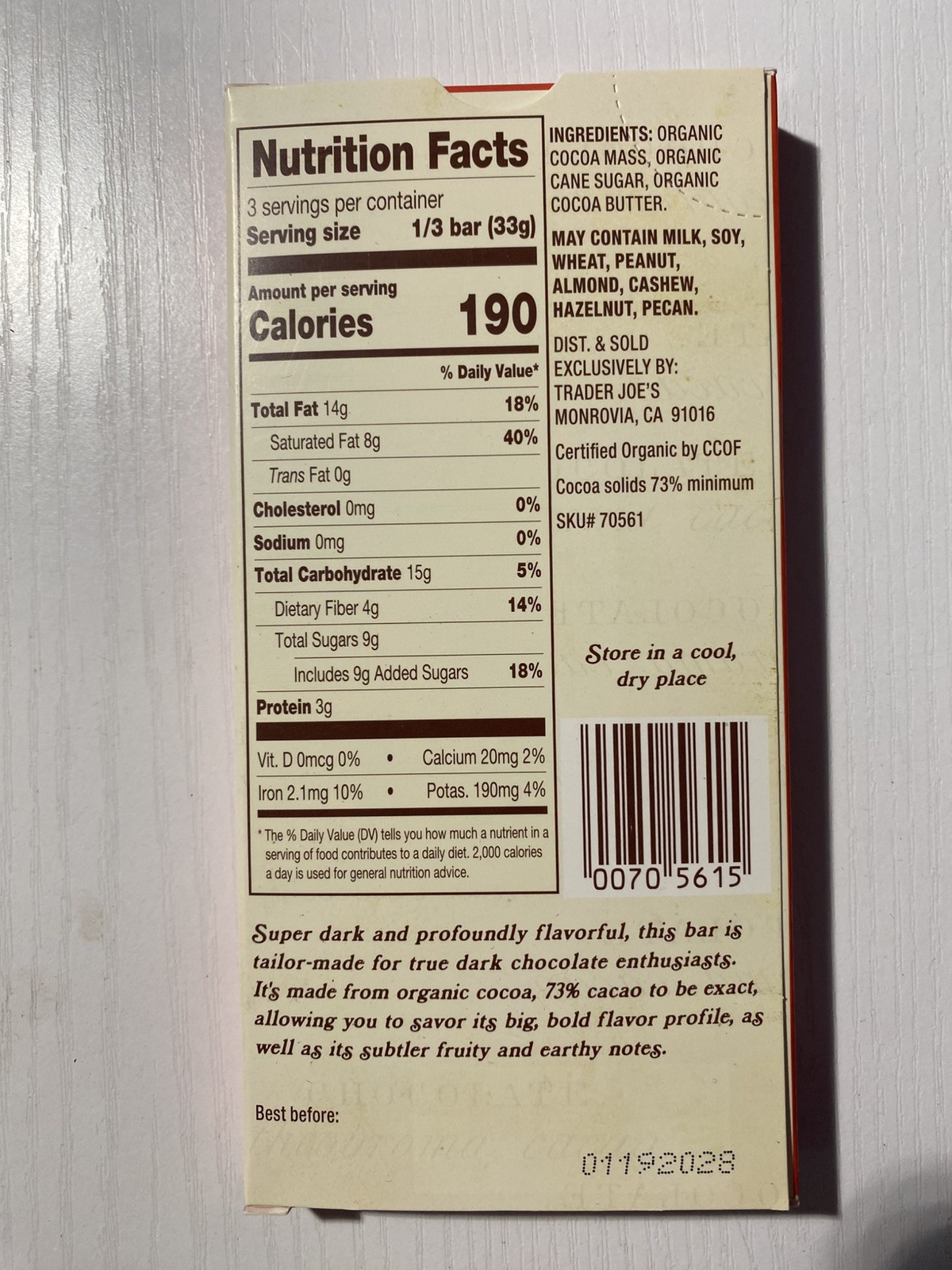 Trader Joe's Dark Chocolate Bars 2-Pack: 85% Cacao Tumaco & Organic 73% Cacao gallery