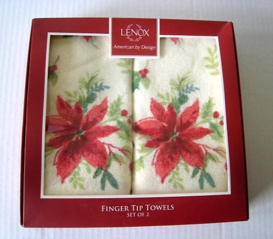 Lenox American by Design Fingertip Towels Christmas Decor Pointsettia NEW gallery