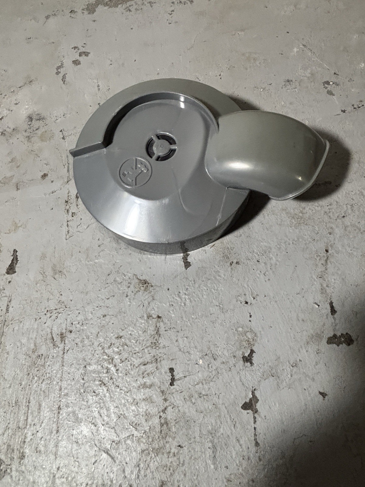 Dyson DC07 DC14 Vacuum Cleaner Parts Pre Filter Cover Housing Original Part gallery