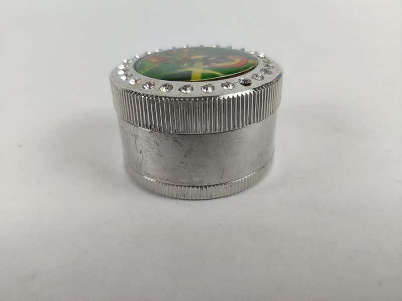 Kitchen Spice Herb Shredder Grinder Crusher Metal 3pc Bob Marley Rasta gallery