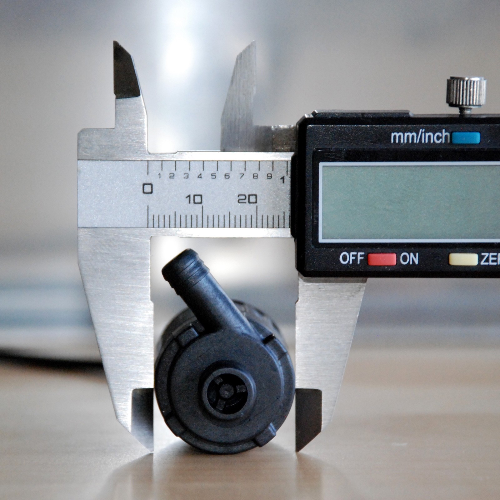 Micro Mini 12V DC Quiet Brushless Motor High Power Water Pump gallery