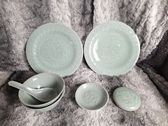 7 Piece Canton Express Celadon Goldfish Dinnerware Bowls Plates, Spoon Sauce Dis