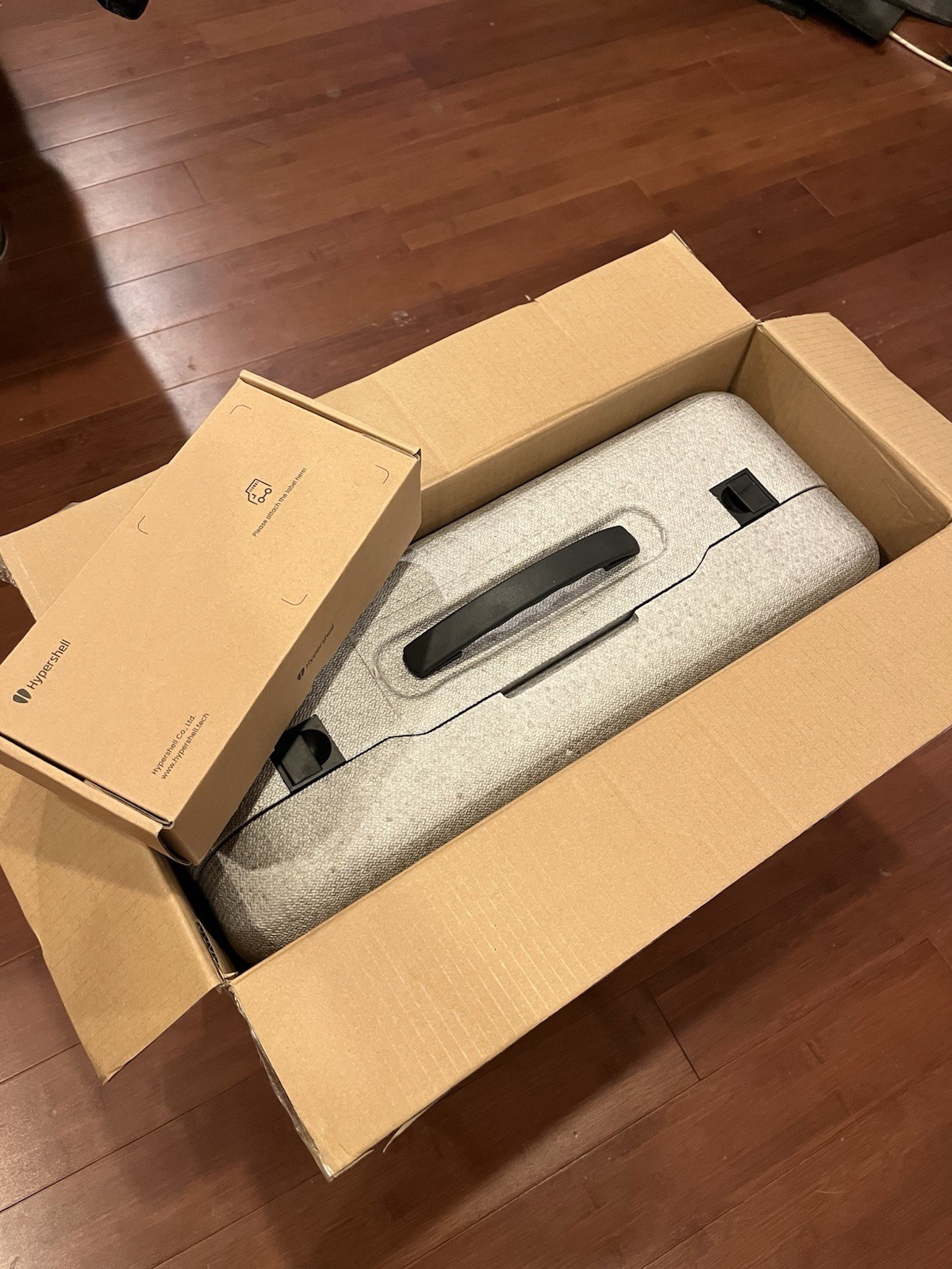Hypershell exoskeleton Pro X - Comes With 3 Batteries, Never Used 2