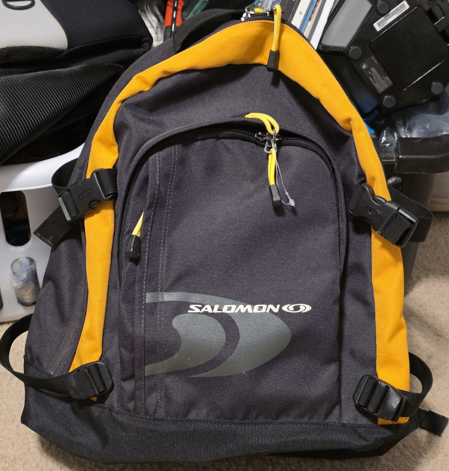 Salomon  Light Backpack Medium Black Yellow Trail Hiking Backpack NOS