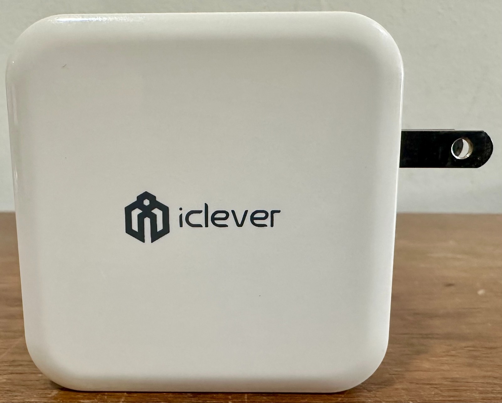 iClever 4-Port USB AC Travel Plug-In Wall Charger IC-TC04 Fast FREE US Shipping! gallery