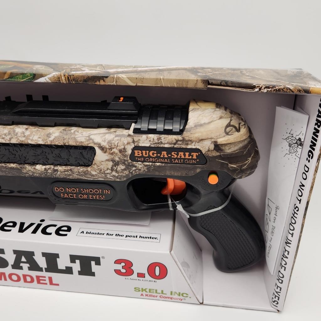 BUG-A-SALT Limited Edition Realtree Camo 3.0 - Insect Repellent Pest Gun gallery