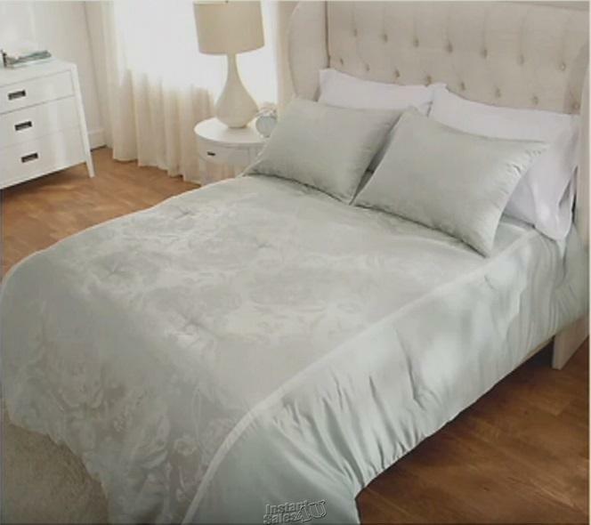 Inspire Me! 3-Piece Bedroom Bedding Comforter Sham Set King Floral Misty Blue gallery