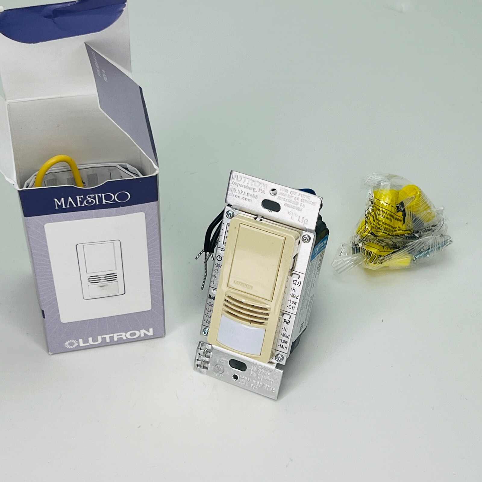 Lutron Maestro MS-B102-V-IV Dual Tech Sensor switch - Ivory - NEW gallery