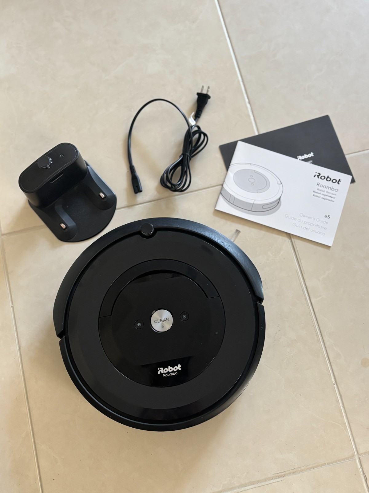 iRobot Roomba E5 Smart Vacuum WiFi enabled W/ Charging Dock & Owner Manual gallery